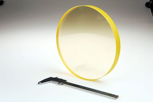 上海光机所240毫米口径旋光玻璃研制取得重要